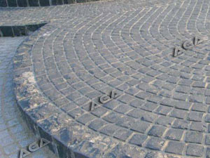 Machine for cobble stone