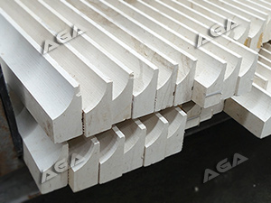 Machine cutting marble profile