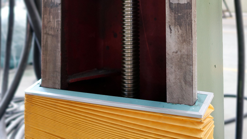 Marble block cutter for limestone travertine